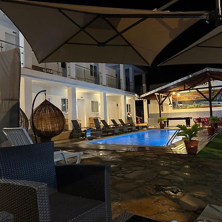 Hotel Kenito Сао Томе Екстериор снимка