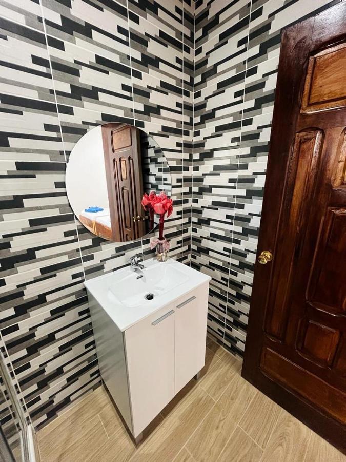 Hotel Kenito Сао Томе Екстериор снимка