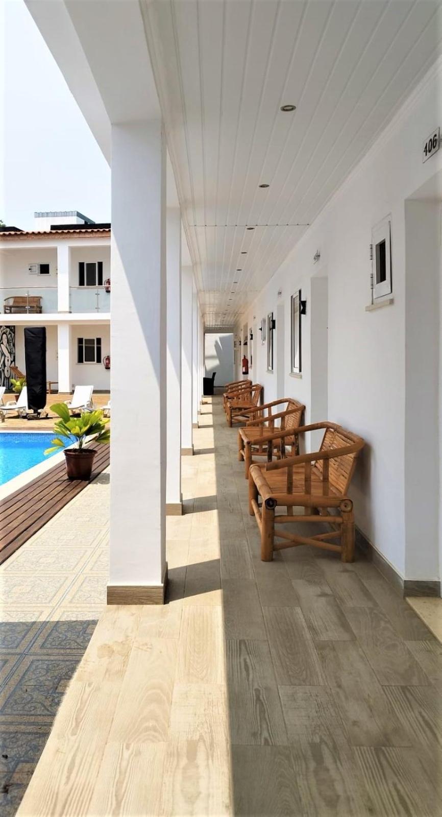Hotel Kenito Сао Томе Екстериор снимка