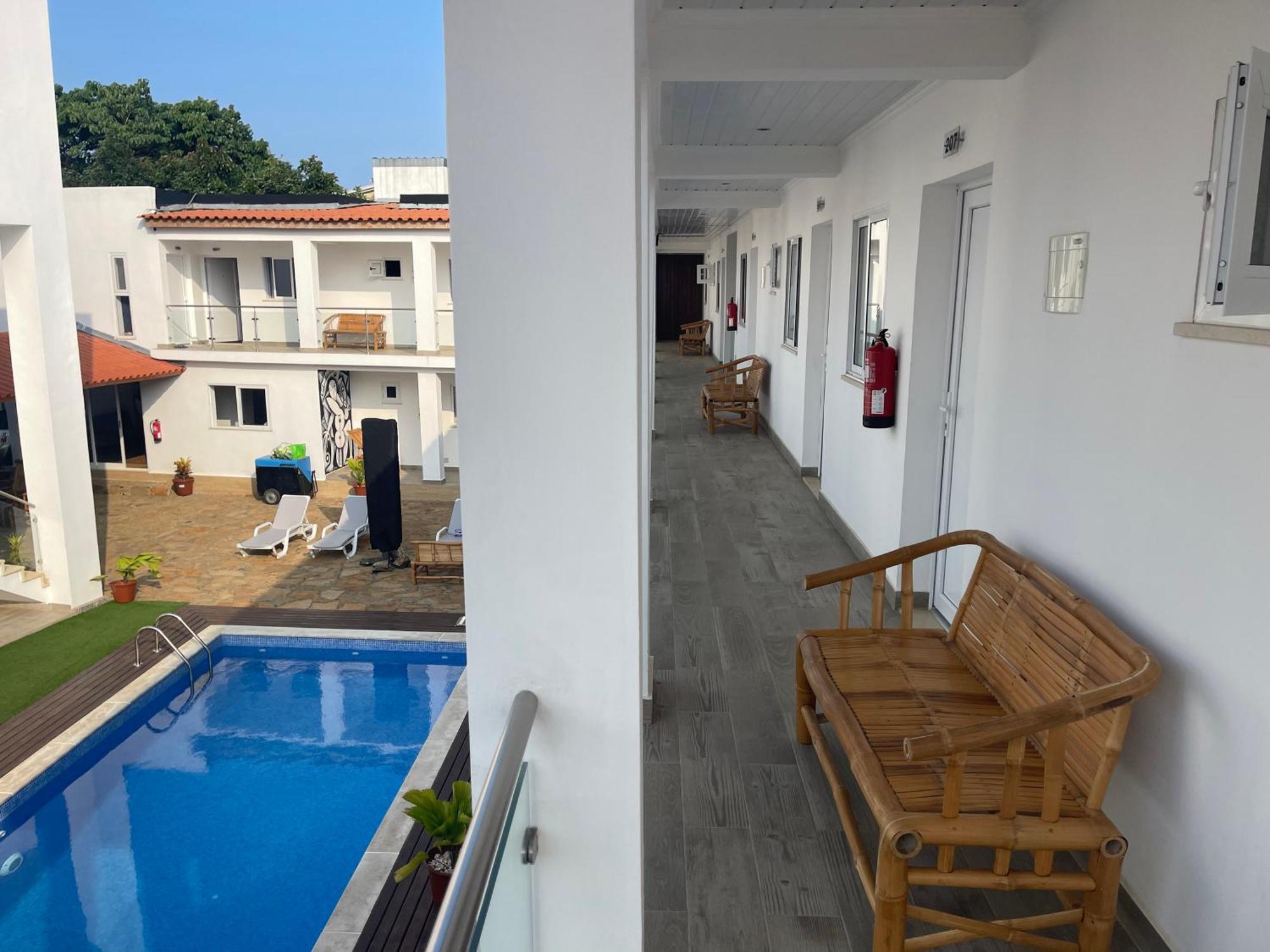 Hotel Kenito Сао Томе Екстериор снимка