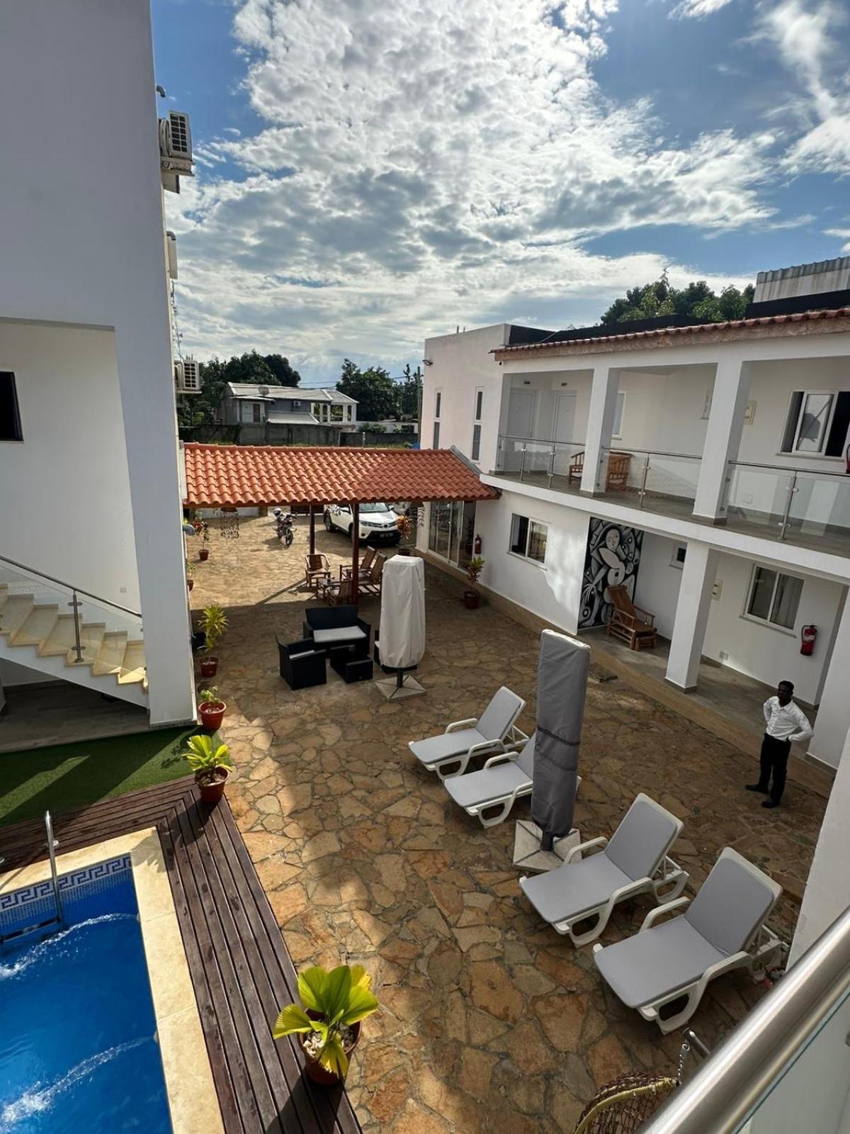 Hotel Kenito Сао Томе Екстериор снимка