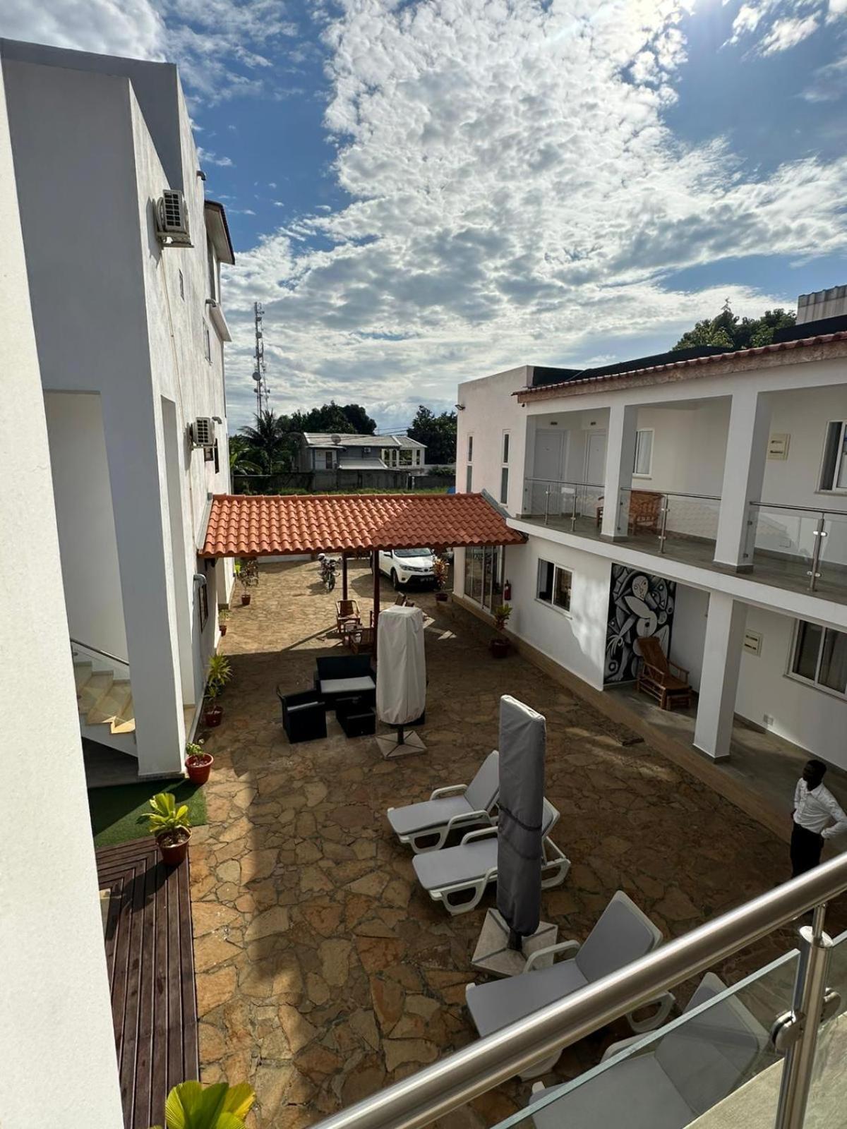 Hotel Kenito Сао Томе Екстериор снимка